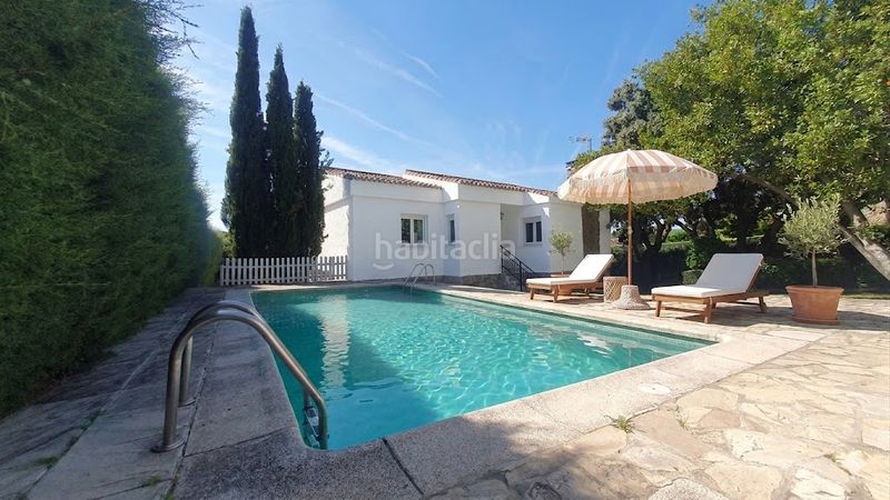 Foto f6d88e0e-a3e0-4535-8c09-dd1fc1fe98d8. Xalet amb xemeneia calefacció aparcament piscina a Valdemorillo