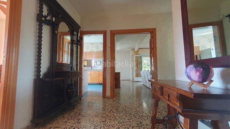 Foto f816a9f6-4640-4dbf-875d-56950653c203. Xalet amb xemeneia calefacció aparcament piscina a Valdemorillo