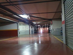 Foto 0f4c9830-df9a-40cc-aeb7-e8420cbc7c31. Casa adossada amb xemeneia calefacció aparcament piscina a Villanueva de la Cañada