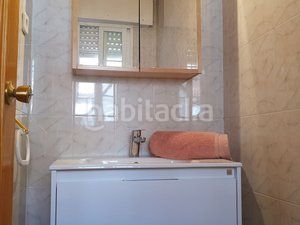Foto d43f93b9-0424-487d-ab19-28b0d3e415e6. Casa adossada amb xemeneia calefacció aparcament piscina a Villanueva de la Cañada