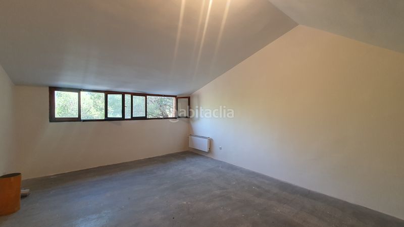 Foto 376fb8eb-84be-4a17-b31f-27dab215ec95. Rent chalet with fireplace heating parking pool in Valdemorillo