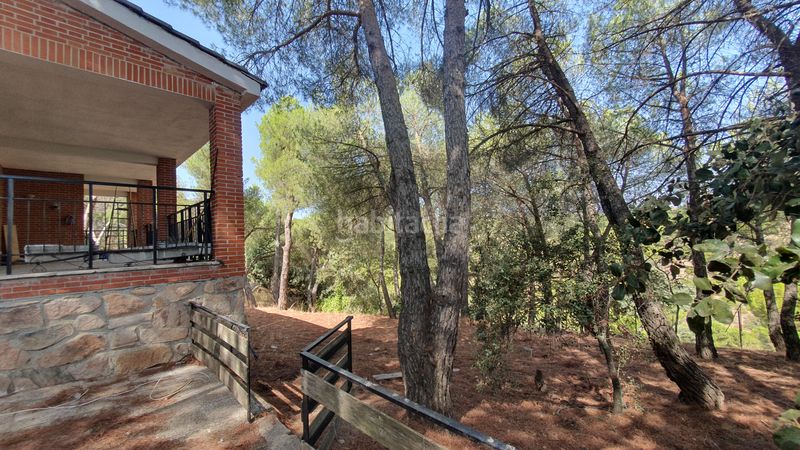 Foto 42506e2a-8b9d-4ddd-9734-c8a28214946c. Rent chalet with fireplace heating parking pool in Valdemorillo