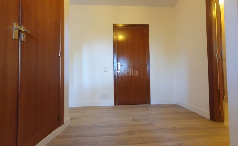 Foto 49977797-2afe-406b-9c07-bacadefc67ae. Rent chalet with fireplace heating parking pool in Valdemorillo