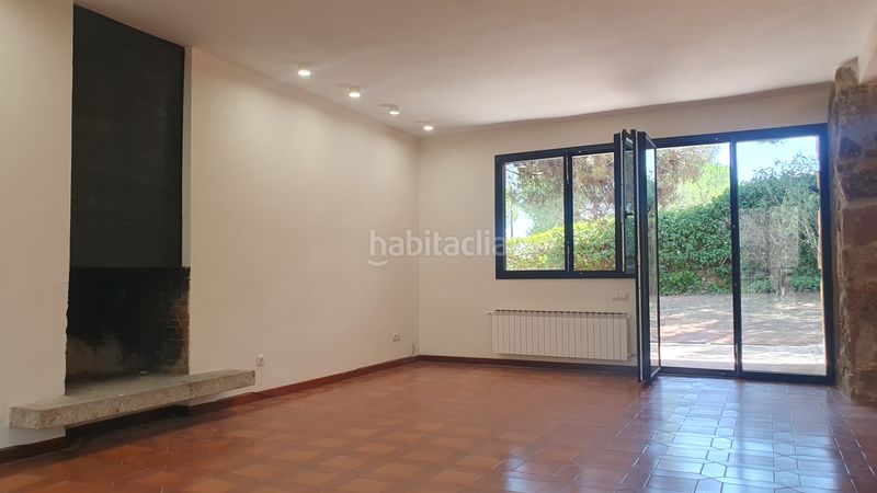 Foto 7cbfda2a-fa18-4428-b2a3-12735a430cea. Rent chalet with fireplace heating parking pool in Valdemorillo