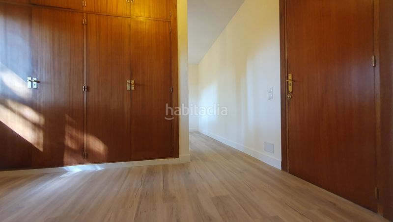 Foto 82627f9f-dd59-4c2e-aa60-54e785edb502. Rent chalet with fireplace heating parking pool in Valdemorillo