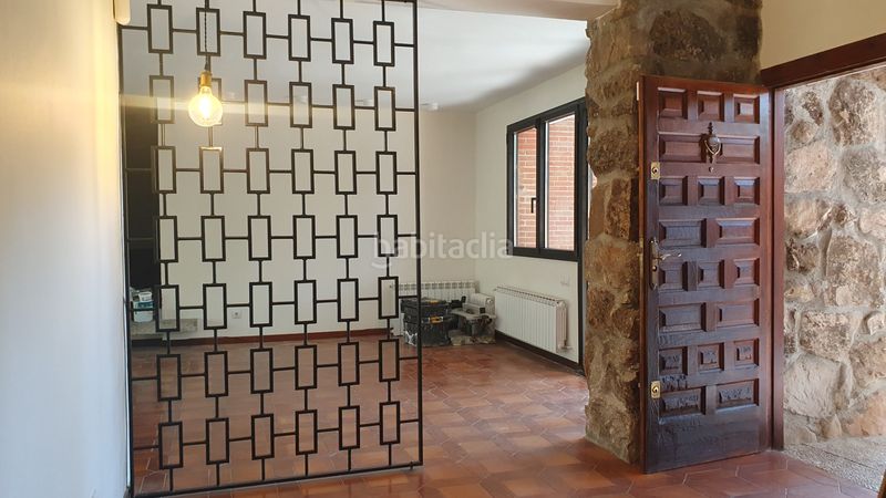 Foto 953d4cc4-77db-4721-808b-b93f59aa7b22. Rent chalet with fireplace heating parking pool in Valdemorillo