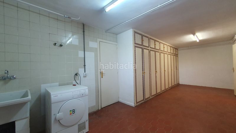 Foto bdde4181-8829-4d7d-ba7a-1d75e794f429. Rent chalet with fireplace heating parking pool in Valdemorillo