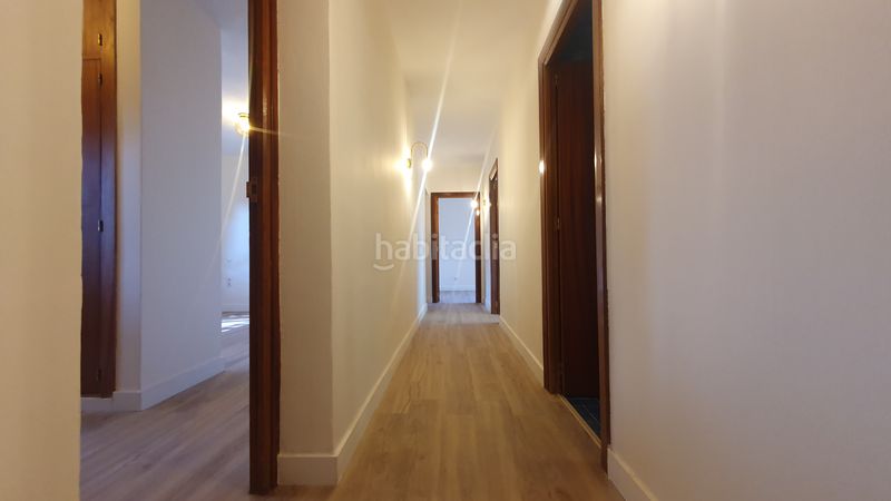 Foto c3a85641-cab4-44d3-8553-588cefbf69ab. Rent chalet with fireplace heating parking pool in Valdemorillo