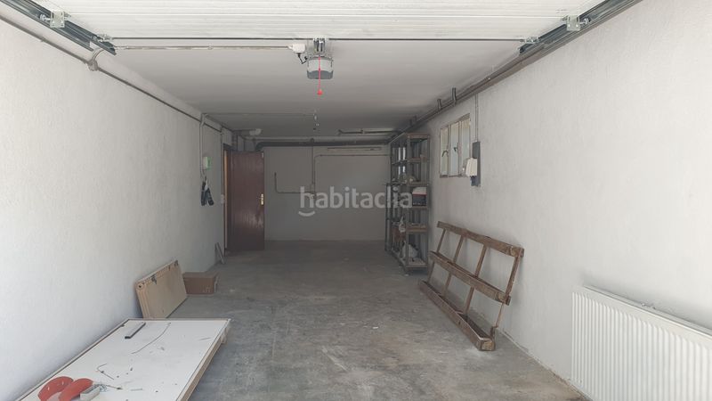 Foto e16a6e78-1fa0-4614-b053-5ba55f59ae0b. Rent chalet with fireplace heating parking pool in Valdemorillo