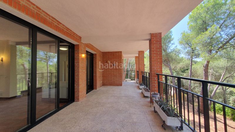 Foto ed7c65b0-74ba-4e96-8c48-daf5a7a5baca. Rent chalet with fireplace heating parking pool in Valdemorillo