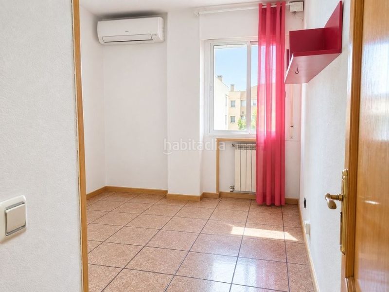 Foto b3bcfe58-3101-409b-82a0-ebb4f4678a94. Etagenwohnung mit heizung in Virgen del Rosario Torrejón de Ardoz