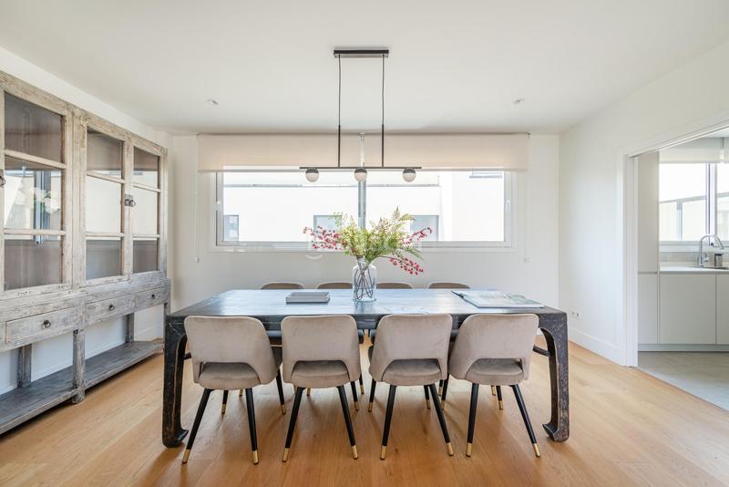 Foto d0731414-6112-437f-aad9-b02ff91c2b5d. Alquiler ático atico duplex de 5 dormitorios en residencial maravillas en Madrid