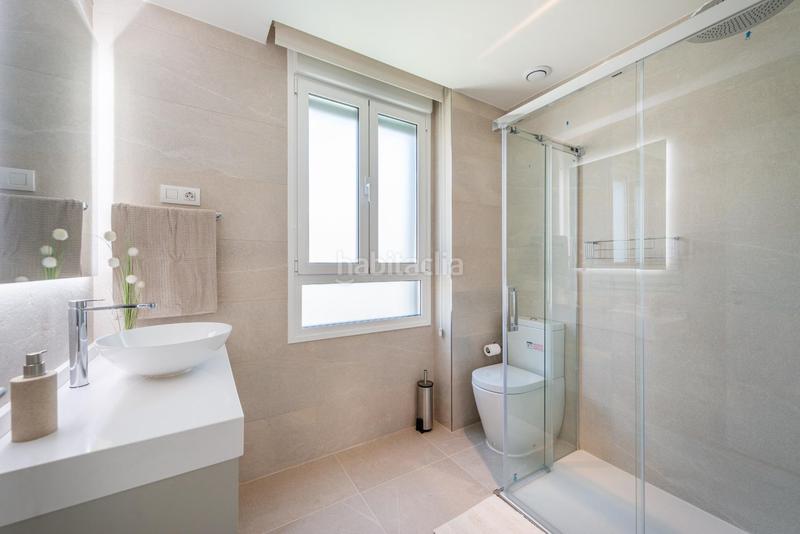 Foto dd3b2ae2-e5ea-4bc4-832a-191c4ade8001. Alquiler ático atico duplex de 5 dormitorios en residencial maravillas en Madrid