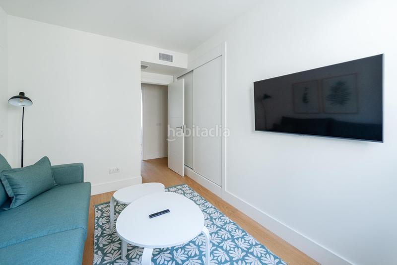 Foto e0611e40-3bec-464f-a018-63e8fa9e043f. Alquiler ático atico duplex de 5 dormitorios en residencial maravillas en Madrid