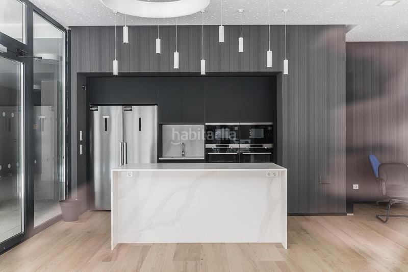 Foto e2143d5d-621e-402d-8223-13c1e6d79d2d. Alquiler ático atico duplex de 5 dormitorios en residencial maravillas en Madrid