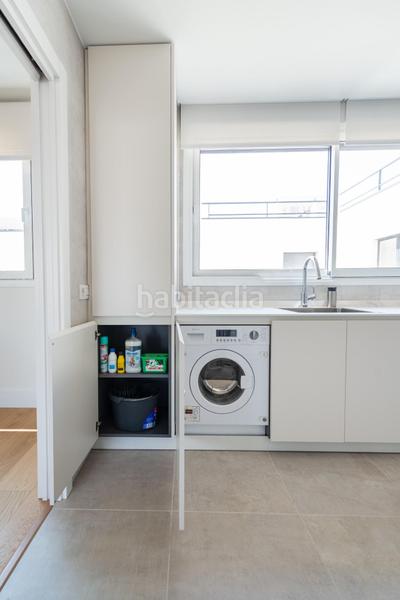 Foto 2146080c-442c-4f7d-a618-7eed48b1f7c7. Lloguer àtic amb calefacció aparcament piscina a Madrid