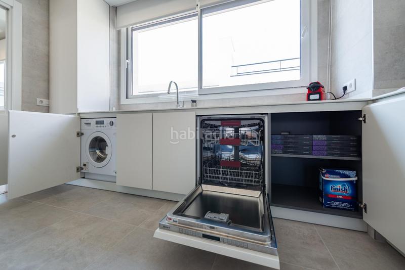 Foto 08ab063b-2bec-43c1-9f68-1a15c5d1e3f5. Miete dachwohnung mit heizung parking pool in Ríos Rosas-Nuevos Ministerios Madrid