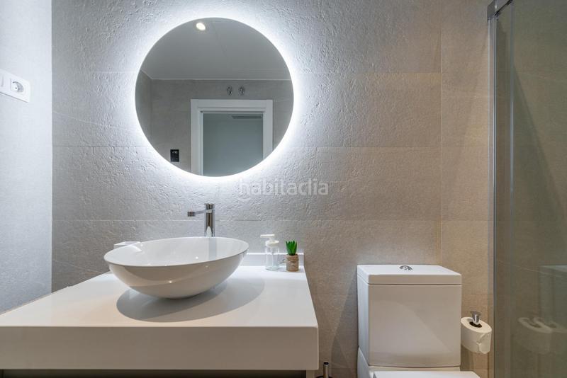 Foto 815bbb07-7ffb-4df8-8ab8-a2621d0d5d40. Rent penthouse with heating parking pool in Ríos Rosas-Nuevos Ministerios Madrid