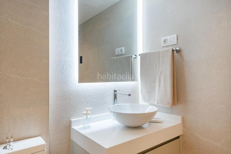 Foto 90ff26a1-b989-4443-ab79-0afb638f551d. Rent penthouse with heating parking pool in Ríos Rosas-Nuevos Ministerios Madrid