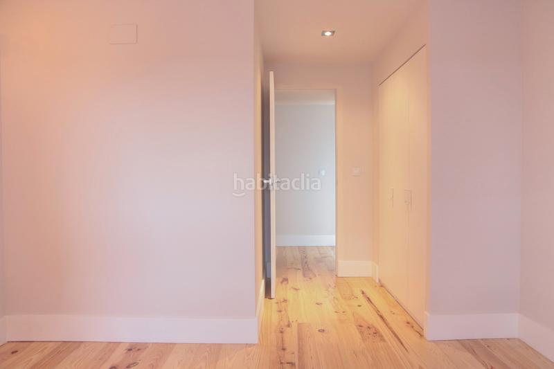 Foto 40fa9b90-6fb2-479c-a6e0-165567a6a944. Piso gilmar rio vende excelente oportunidad de inversión en el barrio de San Fermín. en Madrid
