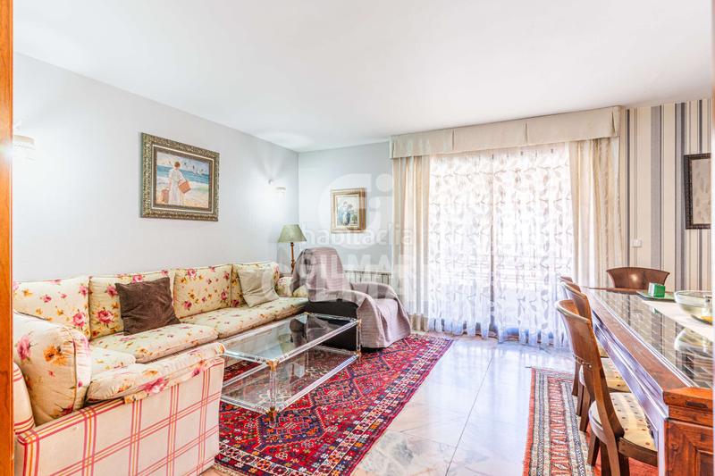 Foto 02f5033c-df2e-4157-9a09-910cb1ef5f91. Duplex avec chauffage parking dans Almendrales Madrid