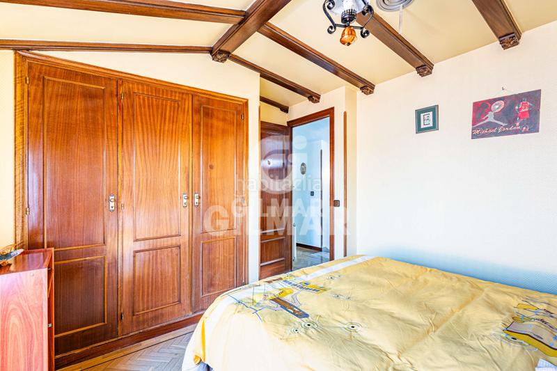 Foto 459287ab-031e-452f-9211-760507161ff0. Duplex avec chauffage parking dans Almendrales Madrid