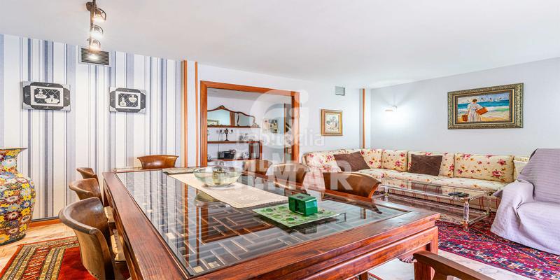 Foto 77b3bb40-9e6c-45db-9446-6675dd4f6af8. Duplex avec chauffage parking dans Almendrales Madrid