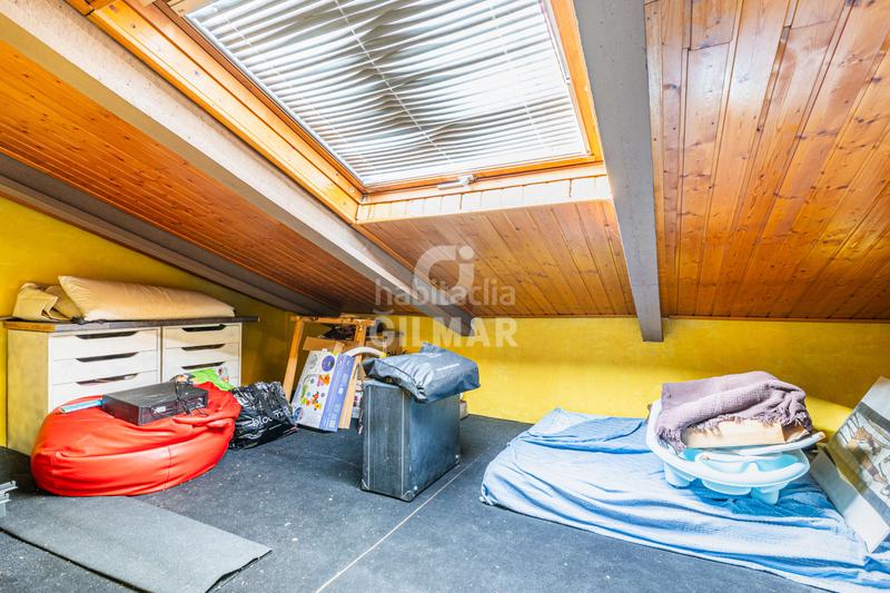 Foto 0ae1a7c4-af29-4b17-9b22-4eaa52b2a00b. Towny house with heating in Orcasitas Madrid