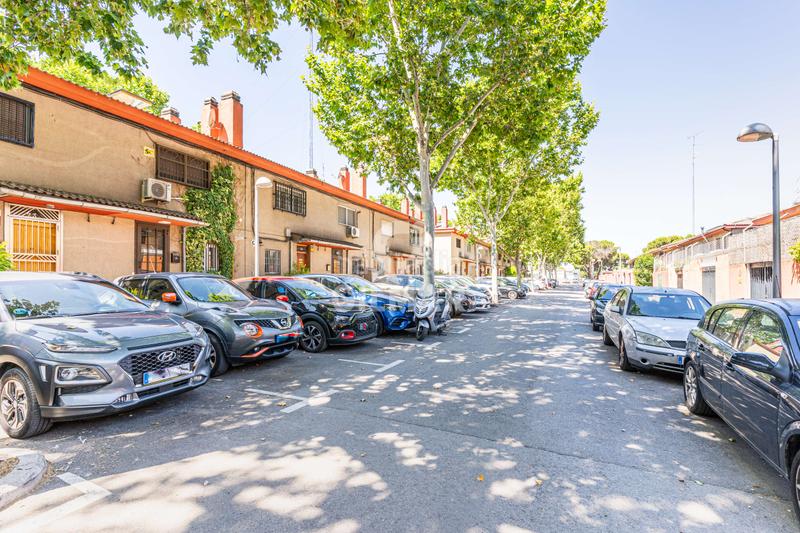 Foto 975d0fc6-3bd8-4a3a-b59d-70bab8581b05. Towny house with heating in Orcasitas Madrid