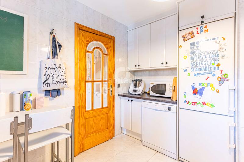 Foto bd04829c-92ed-41eb-bceb-9d9003dab8c2. Towny house with heating in Orcasitas Madrid