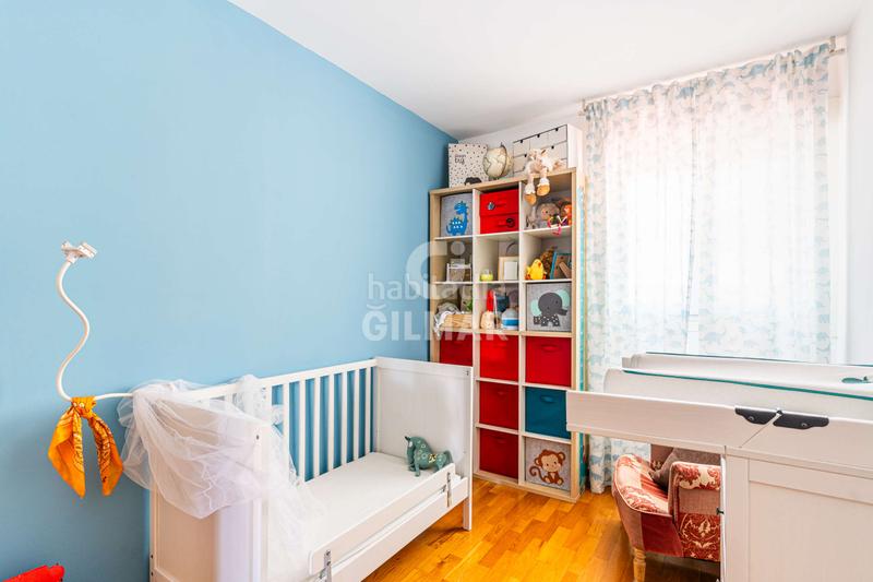 Foto df9857ff-a77f-4312-8493-9d3dffcef2ea. Towny house with heating in Orcasitas Madrid