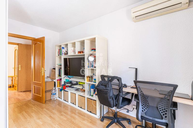 Foto 0704dbea-371f-4fb6-8114-fb6f9884058f. Appartement avec chauffage dans Almendrales Madrid