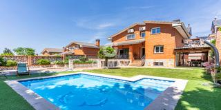 Chalet en Moraleja de Enmedio. Exclusivo chalet independiente en moraleja de enmedio un oasis d