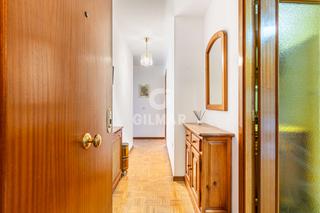 Appartamento in Puerta del Ángel. Descubre este elegante piso ubicado en el emblemático barrio de