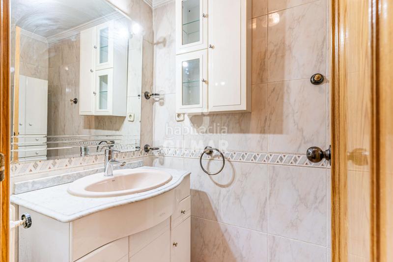 Foto 0d690e23-4282-4273-9fa9-983c2b126a58. Attico con riscaldamento parcheggio in Moscardó Madrid