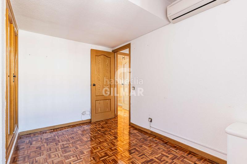 Foto 6df21b7a-f1a4-42b2-9b55-688b590d32c1. Attico con riscaldamento parcheggio in Moscardó Madrid