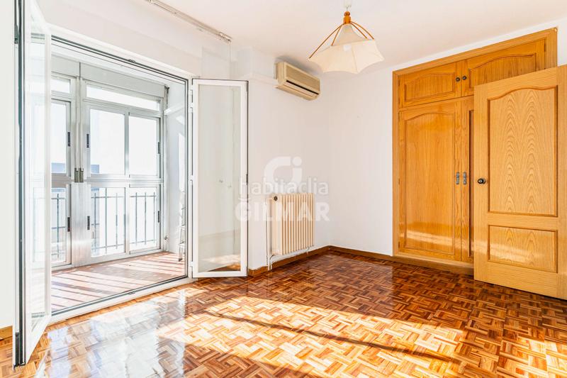 Foto c5ffbae1-0c04-4fbe-8d95-ecaa15ba0ed1. Attico con riscaldamento parcheggio in Moscardó Madrid