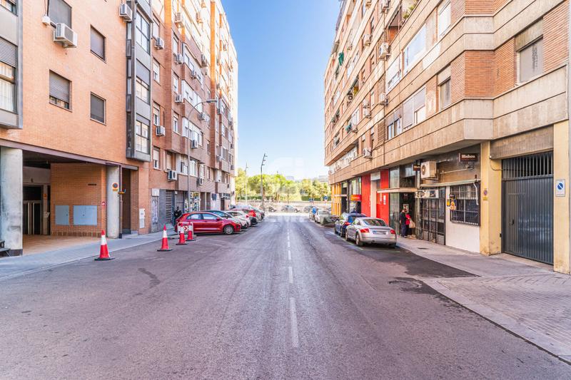 Foto d0110708-06d4-4f33-ad19-efc875d5b1d5. Attico con riscaldamento parcheggio in Moscardó Madrid