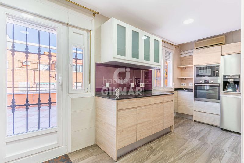 Foto da85156e-dc53-4a20-8589-04b7204f9ef5. Attico con riscaldamento parcheggio in Moscardó Madrid