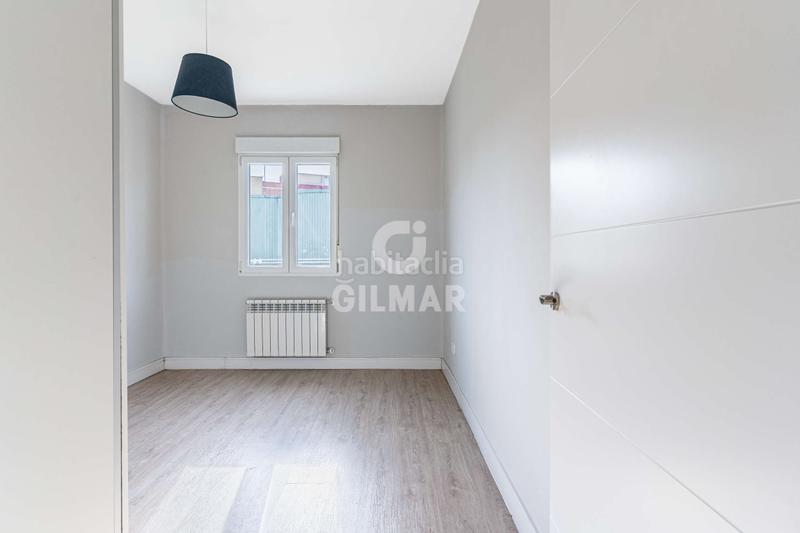 Foto 4881c1db-9c5b-45bb-8ccb-e3b5501dee13. Etagenwohnung mit heizung in Opañel Madrid