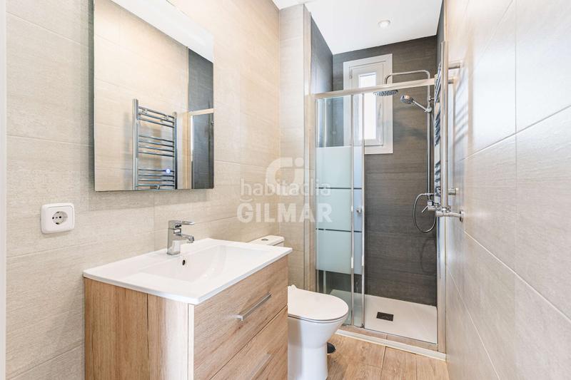 Foto 6e12f350-a649-42d4-9349-a61f8038f606. Etagenwohnung mit heizung in Opañel Madrid