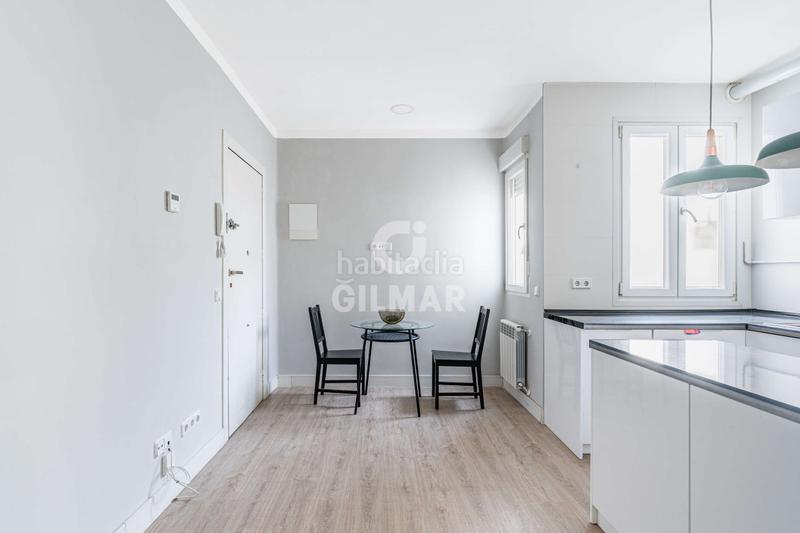 Foto dc63d03d-fc50-4d35-886e-0bb64e8019ac. Etagenwohnung mit heizung in Opañel Madrid