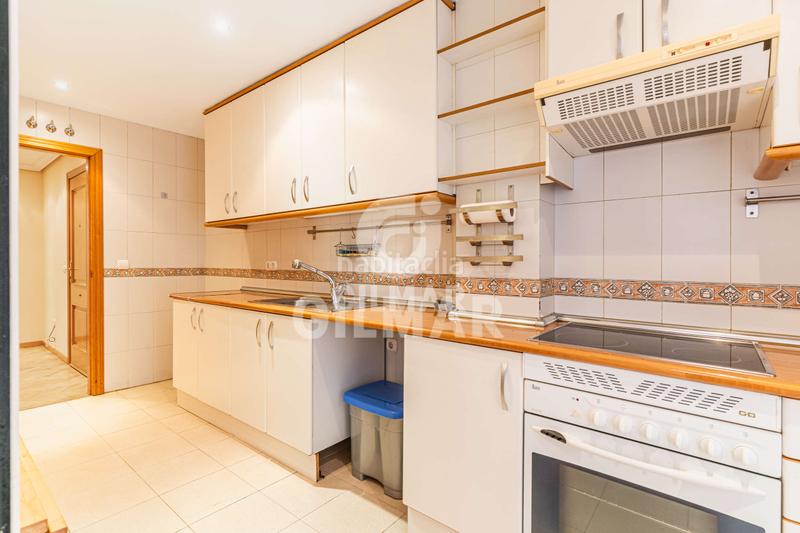 Foto 08a83584-fc9c-4cc1-a66a-776f233df626. Appartement avec chauffage parking dans Puerta del Ángel Madrid