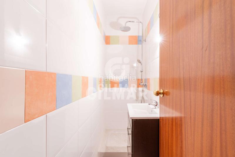 Foto 328e46a3-e741-4854-8f84-0cec03aaa59d. Etagenwohnung mit heizung in Comillas Madrid