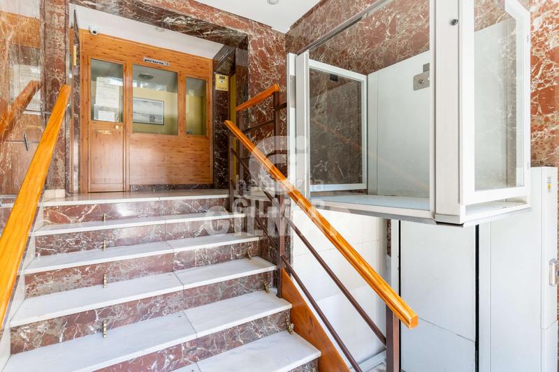 Foto d76f62c3-b193-492a-9a14-10d9f5d2df5a. Etagenwohnung mit heizung in Comillas Madrid