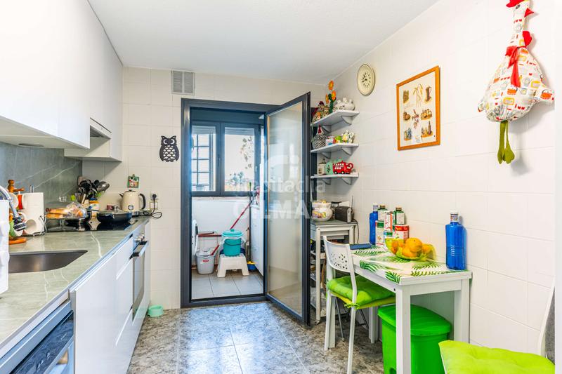 Foto 61fe9a51-6052-4f5a-82a5-75ccec2bc77b. Flat with heating parking in Norte-Universidad Móstoles