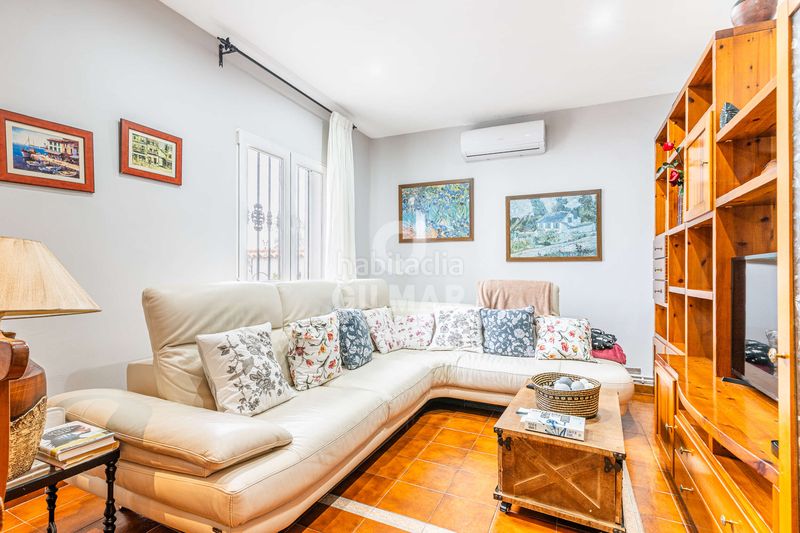 Casa adosada descubre el lujo y la comodidad en este impresionante chalet individual, ubicado en el barrio de cuatro vientos, en el distrito de en Madrid - Imagen 4