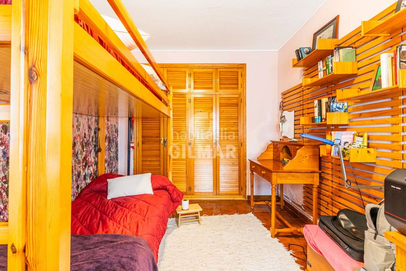 Casa adosada descubre el lujo y la comodidad en este impresionante chalet individual, ubicado en el barrio de cuatro vientos, en el distrito de en Madrid - Imagen 10