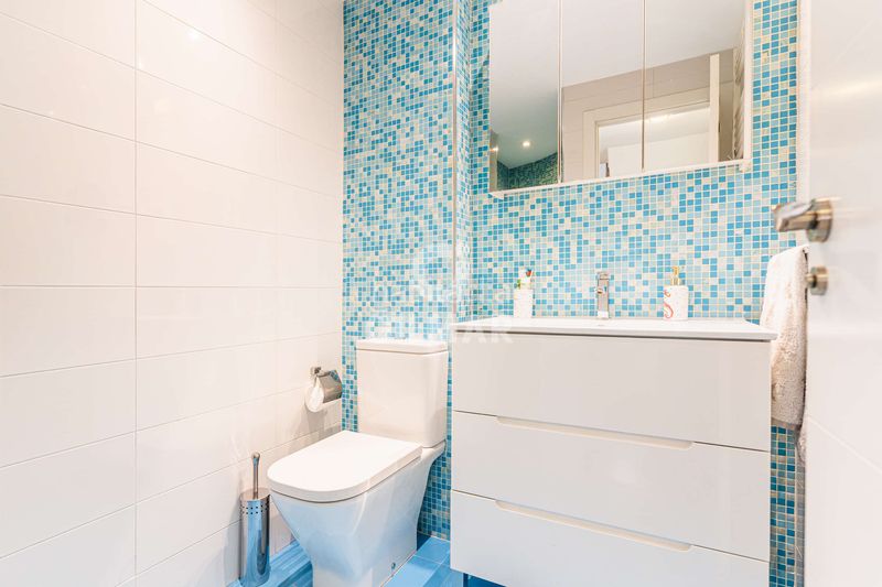 Foto 145f7280-4b09-40c4-be02-b6e6a7171c09. Casa adossada amb calefacció aparcament a Parque Europa-Los Pitufos Pinto