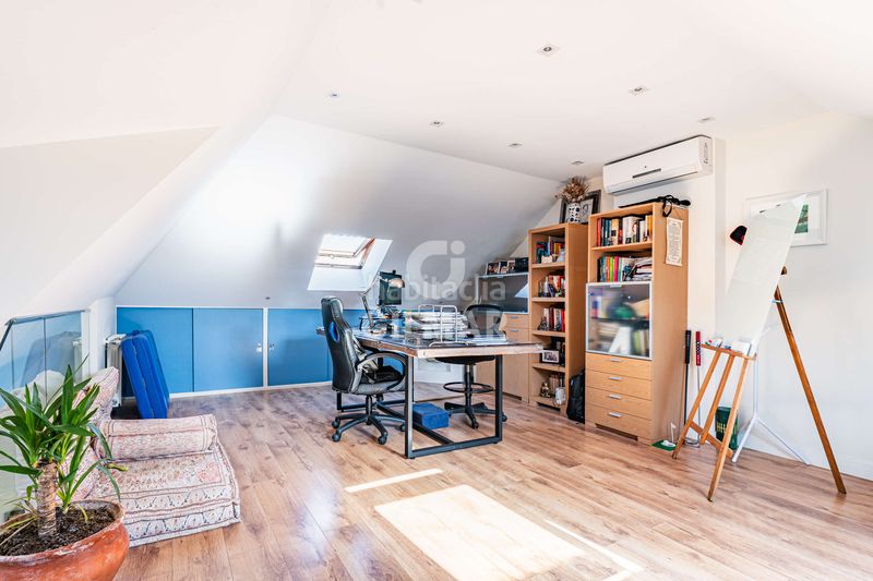 Foto 327ee4eb-24b3-4acd-b301-ab0e9cbc6f2d. Casa adossada amb calefacció aparcament a Parque Europa-Los Pitufos Pinto